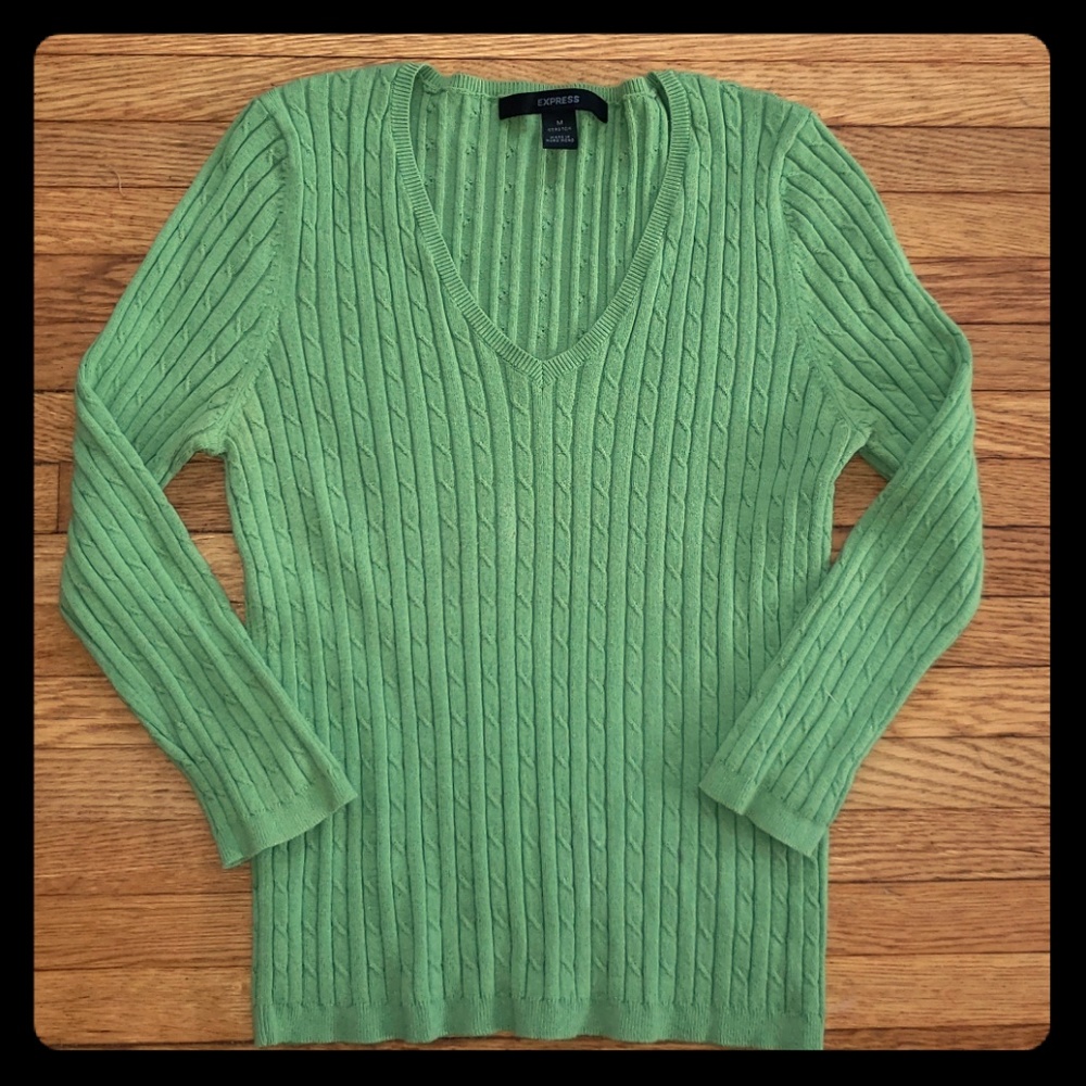 🥳 3 for $15 Express Sweater